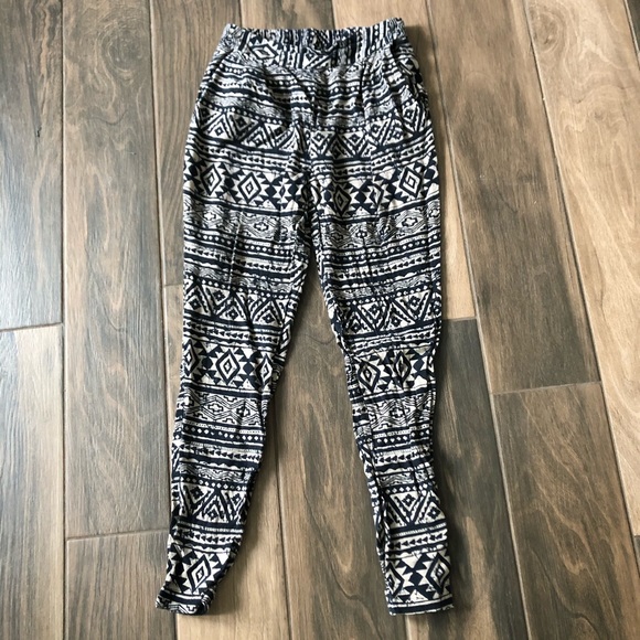 Forever 21 Pants - Forever 21 lightweight tribal print pants